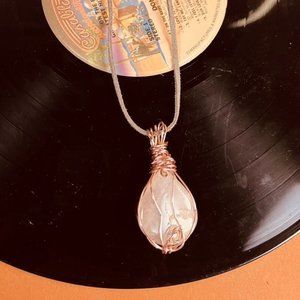 NWT Handmade Quartz Wire Wrapped Necklace With Suede Cord - Gray, Pink